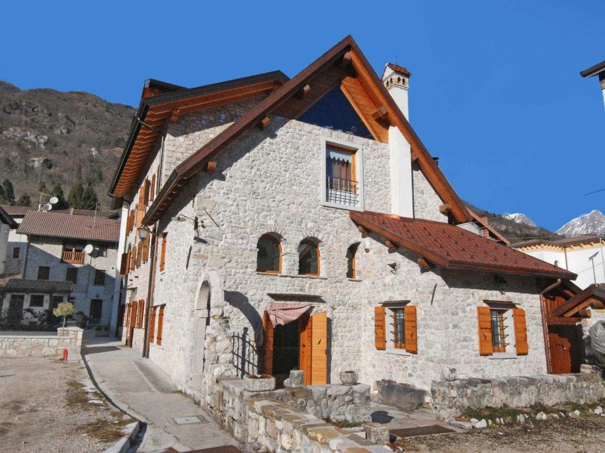Apartment Albergo Diffuso - Cjasa Ustin-3 By Interhome Барчис Экстерьер фото