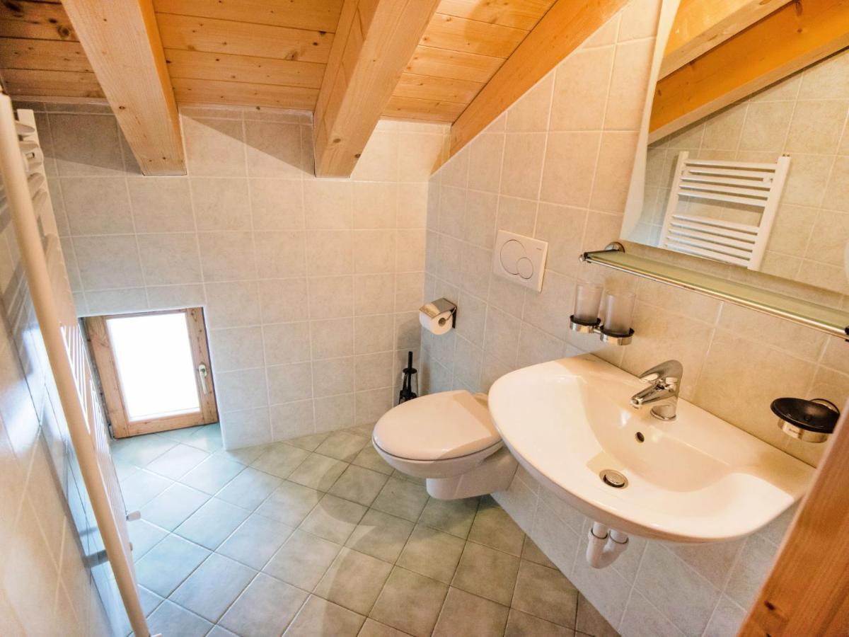 Apartment Albergo Diffuso - Cjasa Ustin-3 By Interhome Барчис Экстерьер фото